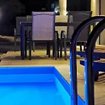 Maison Riviere Βίλα *